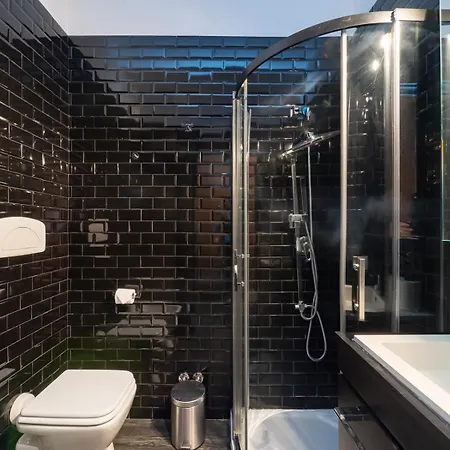 Xenia - Spacious Four-room In Moscova شقة