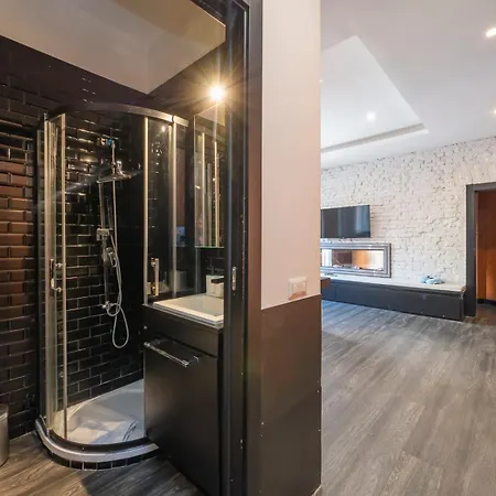 아파트 Xenia - Spacious Four-room In Moscova *
